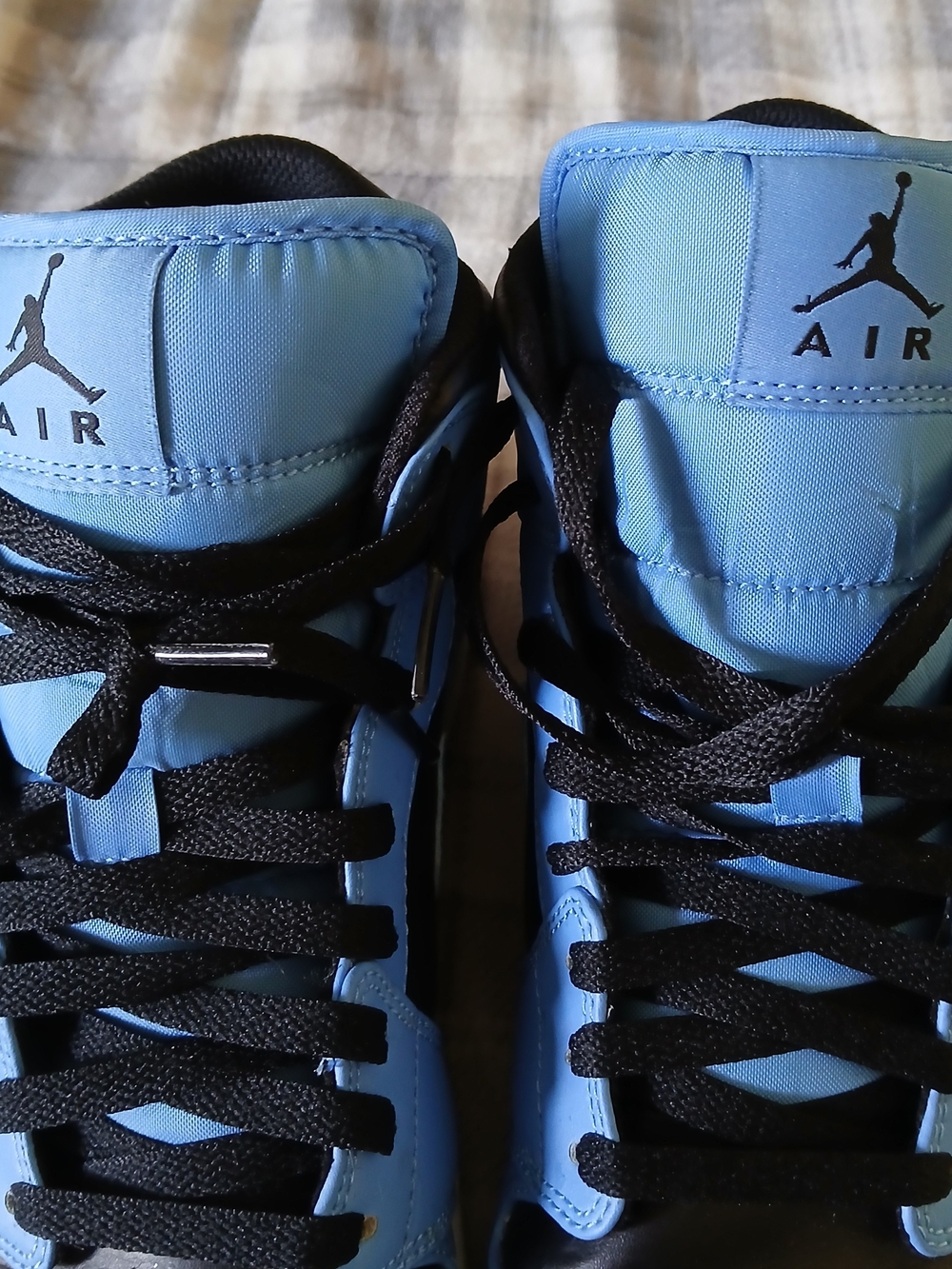 Nike Air Jordan 1 Mid Sneakers  University Blue & Black Colorway, MENS Size 11 - Picture 7 of 8